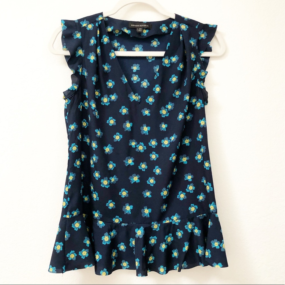 Banana Republic Ruffle V-neck Floral Blouse Size XS